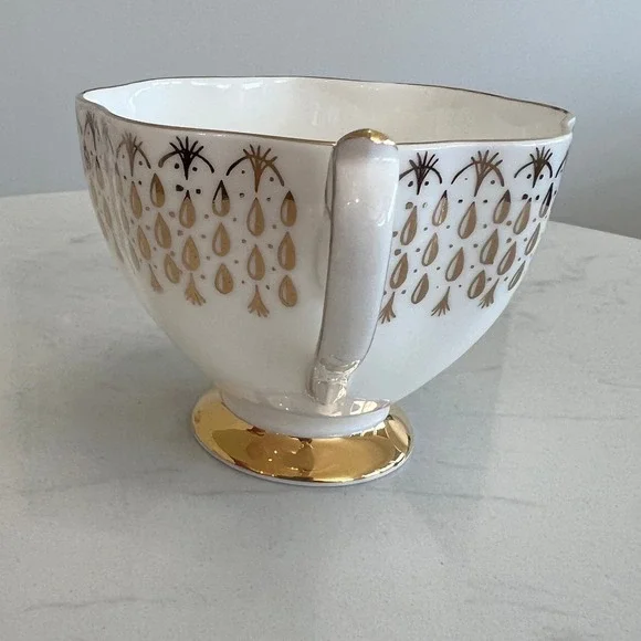 Queen Anne Bone China Snack Set Gold Filigree Teacup Tray England Vtg Tea Party - Picture 9 of 15